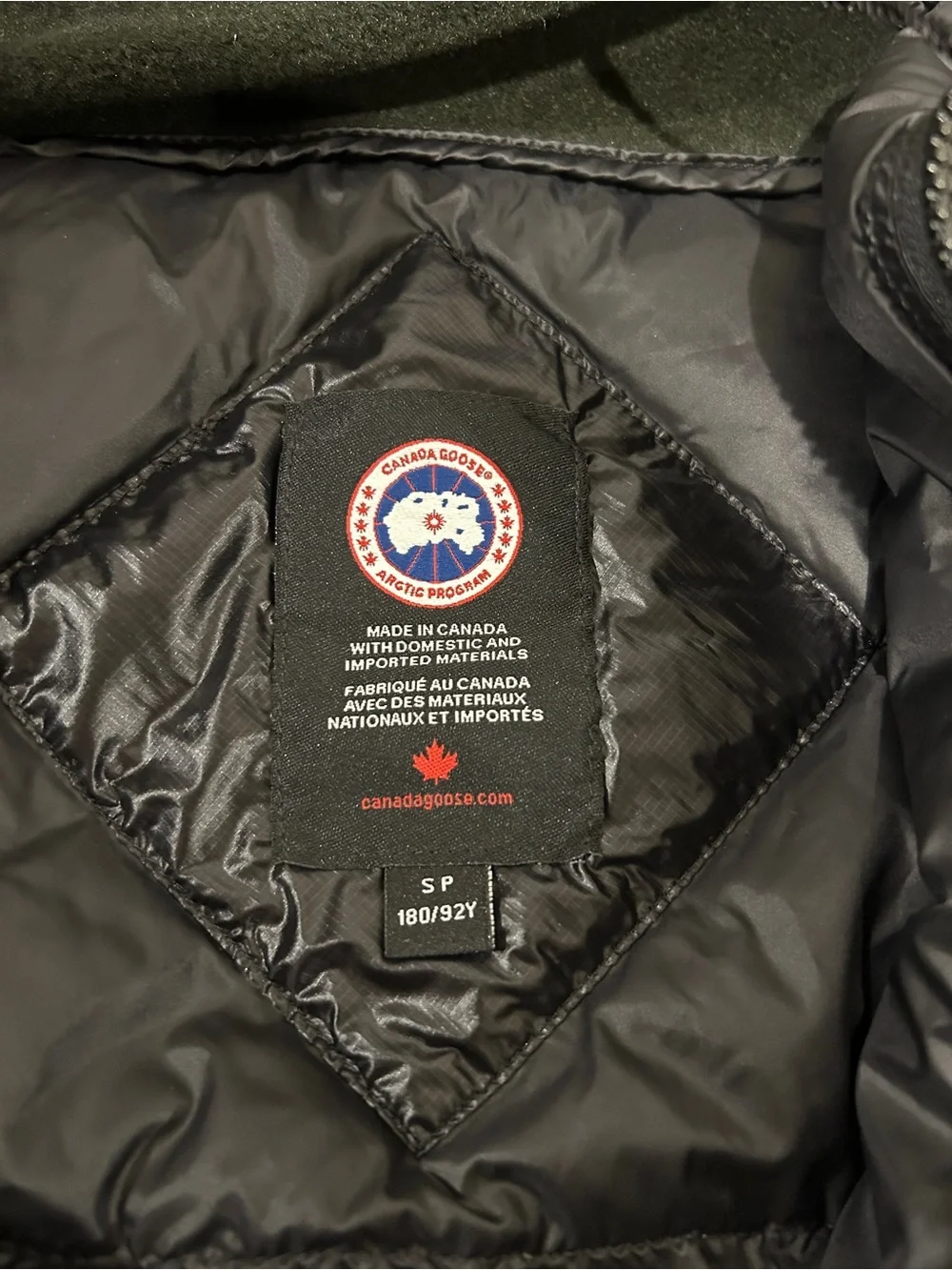 NWT Canada Goose Men's Hybridge Lite Hoodie Jacket Noir, Size S, Retail $850